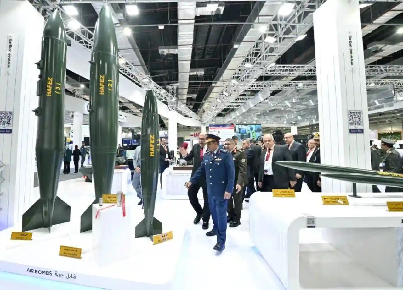 تصاعد الهجمات بالمسيرات بين روسيا وأوكرانيا بالتوازي مع توترات في الملاحة البحرية بمضيق هرمز