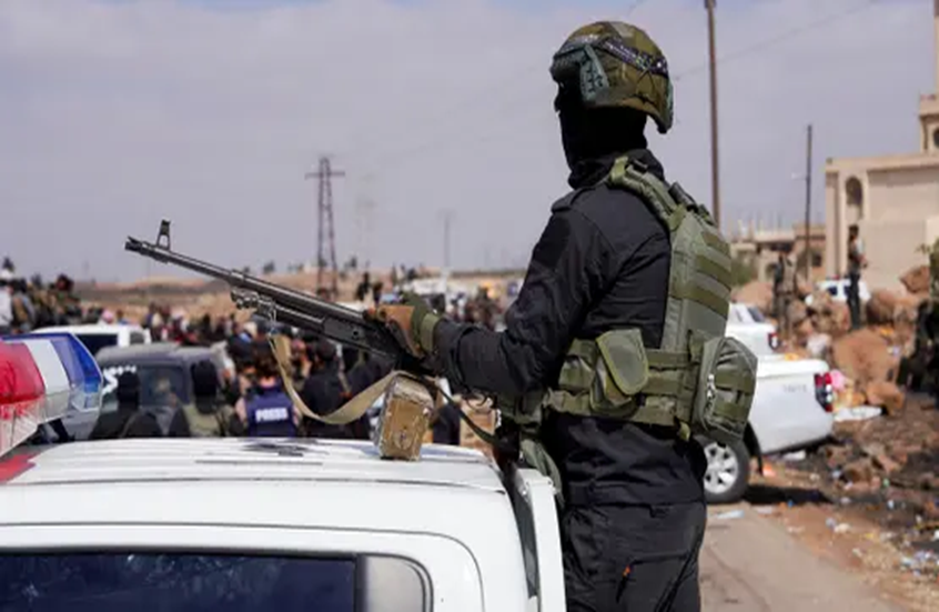 عملية أمنية في دير الزور تسفر عن تفكيك خلية لتنظيم “داعش” ومقتل وإصابة عدة أشخاص