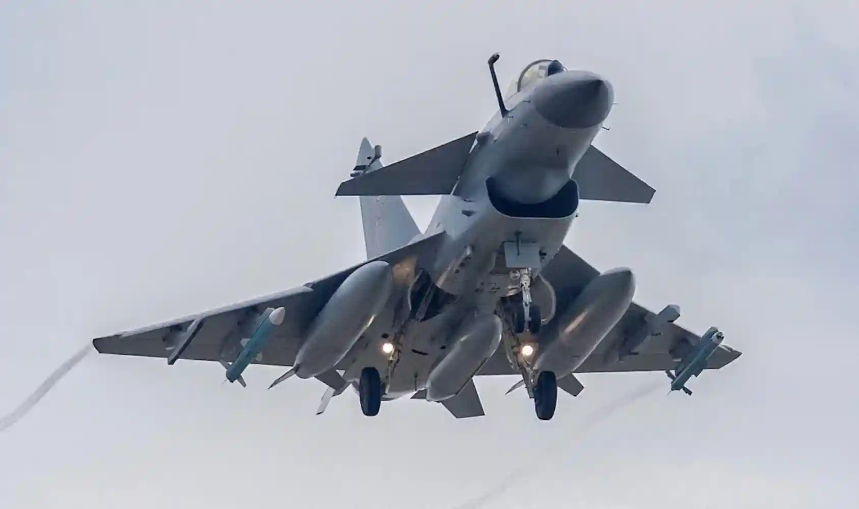 تقارير صينية تقدم رواية جديدة حول أداء رادارات مقاتلات J-10CE في الاشتباك الجوي مع الهند